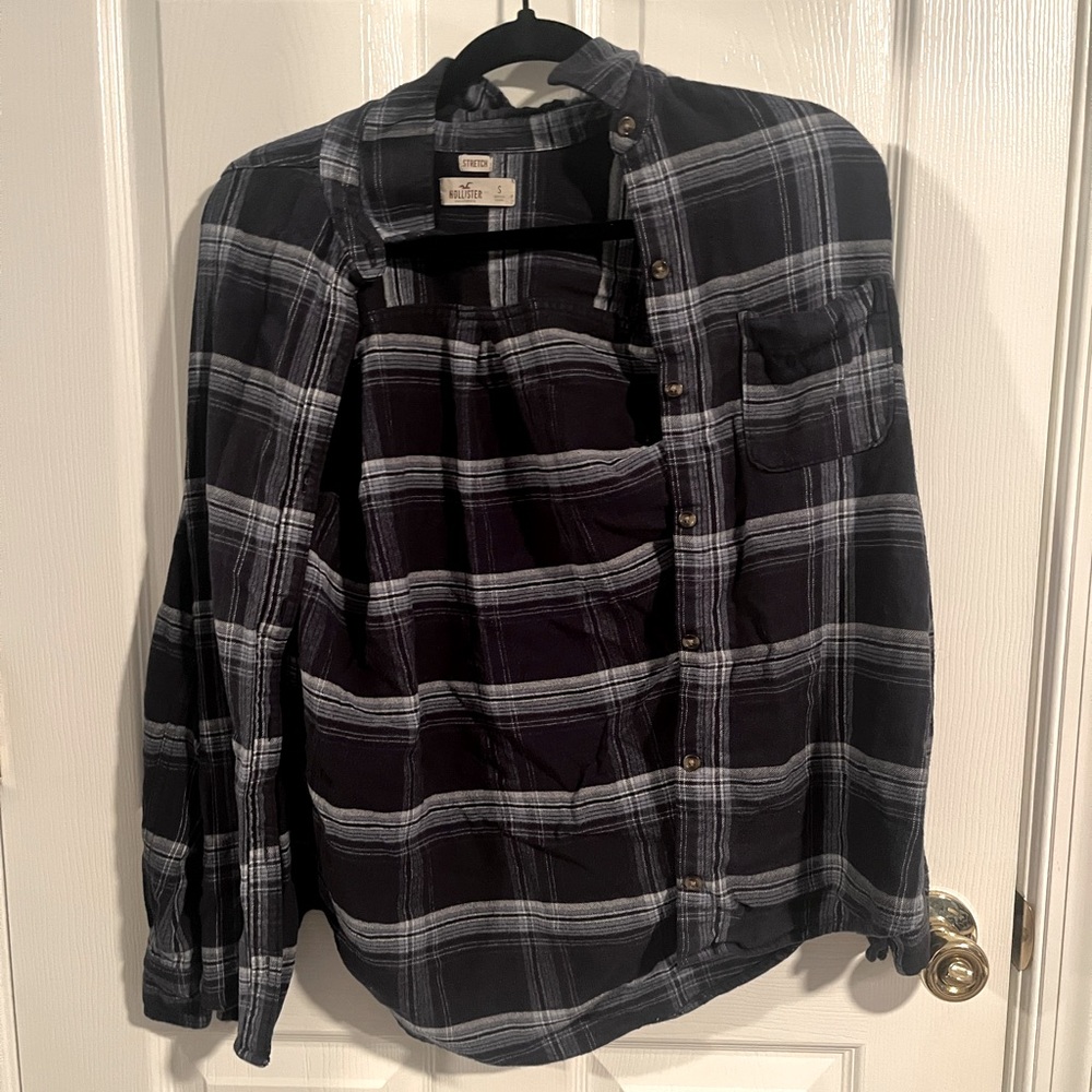 Hollister Plaid Cardigan